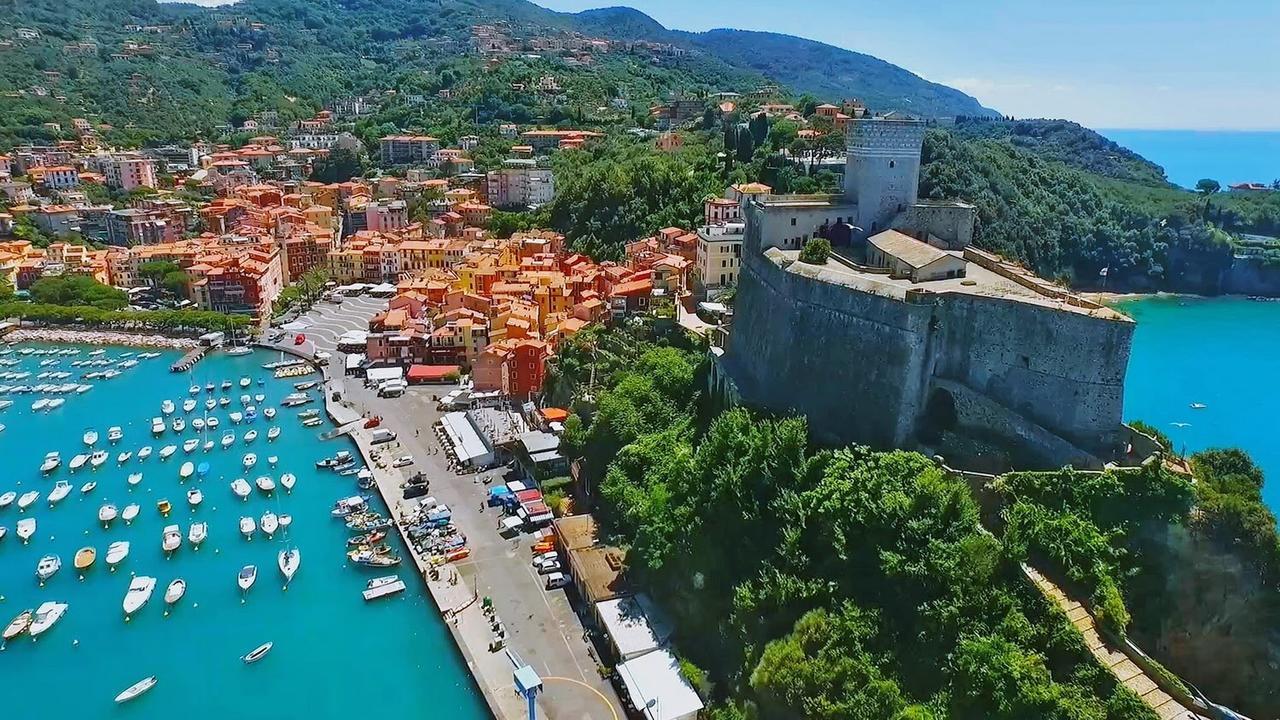 Affittacamere La Baia Di レーリチ エクステリア 写真